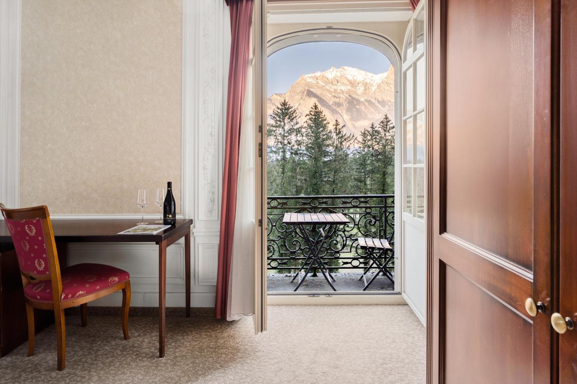 Hotel Schloss Ragaz บัดรากัซ ภายนอก รูปภาพ