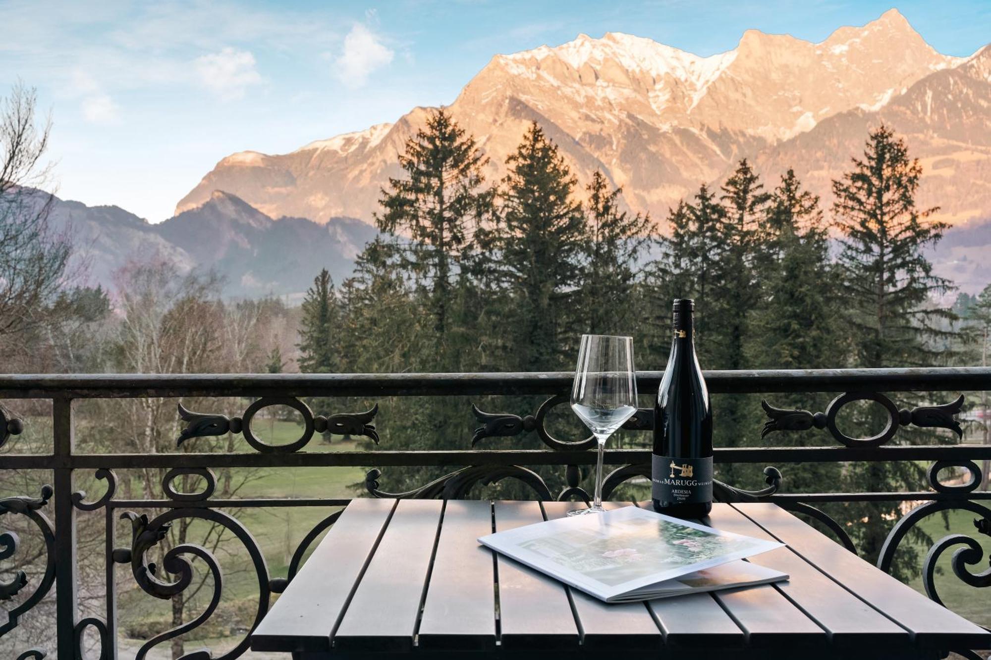Hotel Schloss Ragaz บัดรากัซ ภายนอก รูปภาพ
